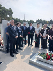 Şəhid Budaqov Rufiz Şirzad oğlunun anım günü ilə əlaqədar məzarı ziyarət olundu