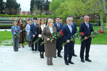 “Şəhərsalma və Memarlıq İli” çərçivəsində xalqımızın ümmumilli lideri Heydər Əliyevin əziz xatirəsinə həsr olunmuş “Heydər Əliyev və Azərbaycan tarixi” mövzusunda elmi-praktik konfransın rayon mərhələsi keçirildi