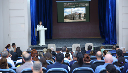 Binəqədi rayonunda məişət tullantılarının daşınması istiqamətində yeni mərhələyə keçidlə bağlı geniş maarifləndirmə işlərinə start verildi