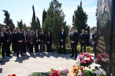2016-cı il Aprel döyüşlərinin şəhidi Fəxrəddin Qurbanlının anım günü ilə əlaqədar məzarı ziyarət olundu
