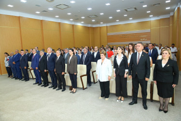 Binəqədi rayonunda “Konstitusiya və Suverenlik İli” çərçivəsində “Qərbi Azərbaycan İrsi: Ermənistanda azərbaycanlılara məxsus qəbiristanlıqların sistemli qaydada dağıdılmasının nəticələri və beynəlxalq hüquqi məsuliyyətə dair” hesabat və materiallar kitabının I cildinin təqdimat mərasimi keçirildi