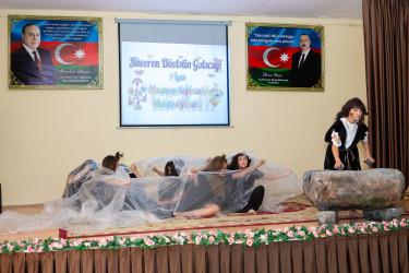 “Konstitusiya və Suverenlik İli” çərçivsində Binəqədi rayonu Vahid Əzizov adına 30 nömrəli tam orta məktəbdə "1 iyun - Uşaqların Beynəlxalq Müdafiəsi Günü”nə həsr edilmiş “Suveren dövlətin gələcəyi” adlı tədbir keçirildi