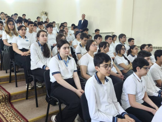 Binəqədi rayonu 276 №-li tam orta məktəbdə "Narkotiksiz gələcək naminə!” mövzusunda tədbir keçirildi.