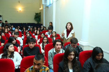 Humanitar Kollecdə "Narkotiksiz gələcək naminə” mövzusunda görüş keçirildi