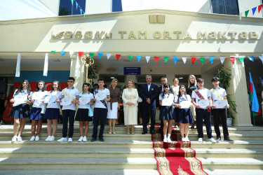 2025-2026-cı tədris ilinin başa çatması münasibətilə Binəqədi rayonunun orta ümumtəhsil müəssisələrində “Son zəng” tədbirləri keçirildi