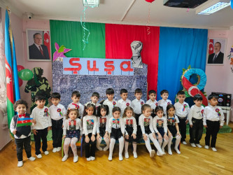 Binəqədi rayonunda körpələr evi-uşaq bağçalarında “Konstitusiya və Suverenlik İli” çərçivəsində 8 Noyabr - “Zəfər Günü” münasibətilə bayram tədbirləri keçirildi