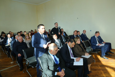 12 mart 2026-cı il tarixində Binəqədi Rayon İcra Hakimiyyətinin başçısı Elxan Allahverdiyevin Biləcəri qəsəbə sakinləri ilə səyyar qəbulu keçirildi