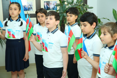 Binəqədi rayonu 3 № li tam orta məktəbdə “Konstitusiya və Suverenlik İli” çərçivəsində 28 May-“Müstəqlillik Günü”nə həsr edilmiş “Müstəqilliyimiz Əbədidir!” adlı tədbir keçirildi