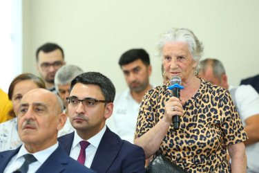 18 avqust 2026-cı il tarixində Binəqədi Rayon İcra Hakimiyyətinin başçısı Elxan Allahverdiyevin 7-ci mikrorayon sakinləri ilə səyyar qəbulu keçirildi