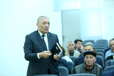 20  noyabr 2025-ci il tarixində Binəqədi Rayon İcra Hakimiyyətinin başçısı Elxan Allahverdiyevin Xocəsən qəsəbəsinin sakinləri ilə səyyar qəbulu keçirildi