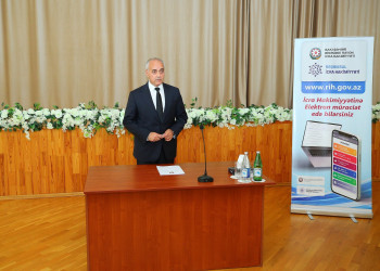 09 iyul 2026-cı il tarixində Binəqədi Rayon İcra Hakimiyyətinin başçısı Elxan Allahverdiyevin 8-ci mikrorayon sakinləri ilə səyyar qəbulu keçirildi