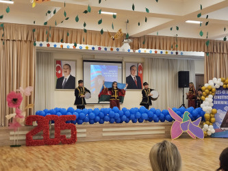 Binəqədi rayonu 205 nömrəli tam orta məktəbin birgə təşkilatçılığı ilə "Konstitusiya və Suverenlik İli”nə həsr olunmuş “Bəşəriyyətin Zəfəri” adlı tədbir keçirildi