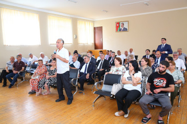 17 iyul 2025-ci il tarixində Binəqədi Rayon İcra Hakimiyyətinin başçısı Elxan Allahverdiyevin 6-cı mikrorayon sakinləri ilə səyyar qəbulu keçirildi