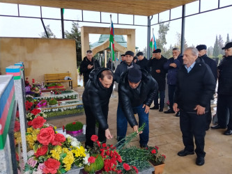 Şəhid Zeynalov Teymur Tağı oğlunun doğum günü ilə əlaqədar məzarı ziyarət olundu