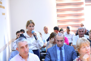 11 sentyabr 2025-ci il tarixində Binəqədi Rayon İcra Hakimiyyətinin başçısı Elxan Allahverdiyevin 7-ci mikrorayon sakinləri ilə səyyar qəbulu keçirildi