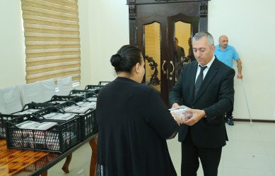 Müqəddəs Qurban bayramı ərəfəsində aztəminatlı ailələrə "Qurban payı" paylanıldı