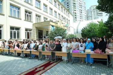 2024-2025-ci tədris ilinin başa çatması münasibətilə Binəqədi rayonunun orta ümumtəhsil müəssisələrində 14 iyun 2025-ci il tarixində “Son zəng” tədbirləri keçirildi