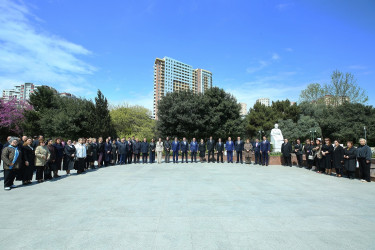 28 aprel 2026-cı il tarixində Azərbaycan tibb elminin inkişafında müstəsna xidmətləri olan görkəmli alim, Əməkdar elm xadimi, tibb elmləri doktoru, professor, akademik Zərifə xanım Əliyevanın anadan olmasının 103 illiyi münasibətilə abidəsi ziyarət olundu