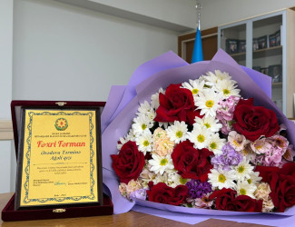 Binəqədi rayonu Tərlan Heybətov adına “Vətən” İdman Liseyin direktoru Tərminə Ağaəli qızı Əsədova rayonun ictimai həyatında səmərəli fəaliyyətinə görə və 65 illik yubileyi münasibətilə Binəqədi RİH başçısının Fəxri Fərmanı ilə təltif edildi