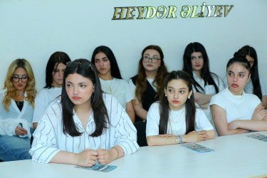 Binəqədi rayonunda 26 İyun-Narkomaniya və Narkobiznesə qarşı Beynəlxalq Mübarizə Gününə həsr olunmuş "Narkotiksiz gələcək naminə!” mövzusunda növbəti maarifləndirici tədbir keçirildi