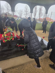 Şəhid Salahlı Vüsal Şəmbə oğlunun anım günü ilə əlaqədar məzarı ziyarət olundu