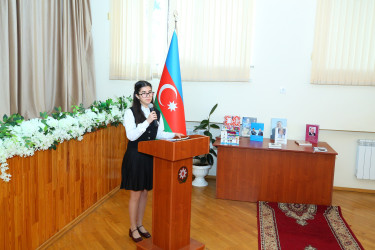 Binəqədi rayonu Ə.Şixlinski adına 135 nömrəli tam orta məktəbdə “ Şəhərsalma və Memarlıq” ili çərçivəsinda “Müasir şəhərsalma və memarlıq” mövzusuna həsr olunmuş tədbir keçirildi