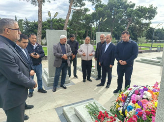 Şəhid Zeynalov Tural Ruslan oğlunun doğum günü ilə əlaqədar məzarı ziyarət olundu