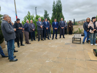 Şəhid Əzizov Elgün Elman oğlunun anım günü ilə əlaqədar məzarı ziyarət olundu