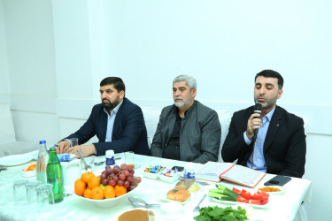 Binəqədi Rayon İcra Hakimiyyətinin təşkilatçılığı ilə Heydər Məscidində xalqımızın Ümummilli Lideri Heydər Əliyevin əziz xatirəsinə ehsan süfrəsi təşkil olundu