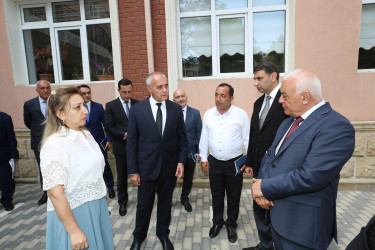10 sentyabr 2026-cı il tarixində Binəqədi Rayon İcra Hakimiyyətinin başçısı Elxan Allahverdiyevin 8-ci mikrorayon sakinləri ilə səyyar qəbulu keçirildi
