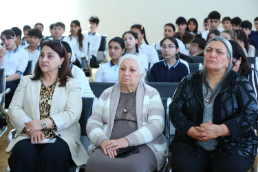 Binəqədi rayonu 179 № li tam orta məktəbdə 2016-cı il Aprel döyüşləri zamanı şəhidlik zirvəsinə ucalmış Emin Bağırovun və Fəxrəddin Qurbanlının anım gününə həsr olunmuş tədbir keçirildi