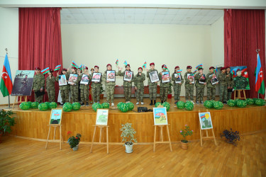 Binəqədi rayonu 179 № li tam orta məktəbdə 2016-cı il Aprel döyüşləri zamanı şəhidlik zirvəsinə ucalmış Emin Bağırovun və Fəxrəddin Qurbanlının anım gününə həsr olunmuş tədbir keçirildi