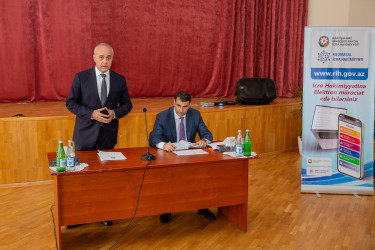 12 avqust 2025-ci il tarixində Binəqədi Rayon İcra Hakimiyyətinin başçısı Elxan Allahverdiyevin Binəqədi qəsəbəsinin sakinləri ilə səyyar qəbulu keçirildi