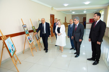 Binəqədi rayonu 276 № li tam orta məktəbdə “Konstitusiya və Suverenlik İli” çərçivəsində 15 İyun–“Milli Qurtuluş Günü”nə həsr olunmuş “Elimin dayağı,yurdumun fəxri” adlı  yaradıcılıq müsabiqəsi laureatlarının yekun konserti keçirildi