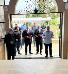 Şəhid Mahmudov Seymur Elsəvər oğlunun anım günü ilə əlaqədar məzarı ziyarət olundu
