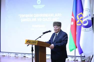 "İdrak” liseyində "Konstutsiya və Suverenlik ili" çərçivəsində “ 8 Noyabr-Zəfər Gününün beşinci ildönümünə həsr olunmuş "Zəfərin qəhrəmanları: şəhidlər və qazilər" adlı tədbir təşkil olundu