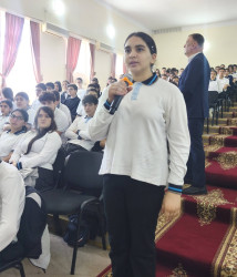 Binəqədi rayonu 276 №-li tam orta məktəbdə "Narkotiksiz gələcək naminə!” mövzusunda tədbir keçirildi.