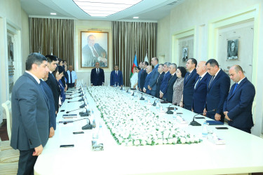 “Konstitusiya və Suverenlik İli” çərçivəsində ümummilli lider Heydər Əliyevin Azərbaycanda ilk dəfə siyasi hakimiyyətə gəlişinə həsr olunmuş “14 iyul 1969-cu il: Tərəqqi yolunun başlanğıcı” mövzusunda tədbir keçirildi