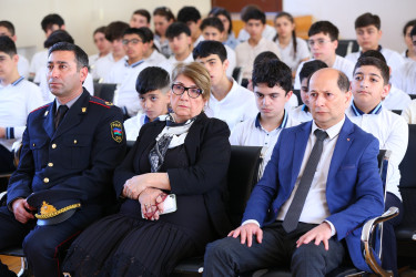 Binəqədi rayonu 246 nömrəli məktəb-liseydə "Narkotiksiz gələcək naminə” mövzusunda görüş keçirildi