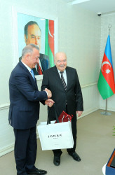 Binəqədi Rayon İcra Hakimiyyətində əməkdar hüquqşünas, III dərəcəli Dövlət Ədliyyə müşaviri (Ədliyyə general-mayoru), müharibə və əmək veteranı, Azərbaycan Ağsaqqallar Şurasının İdarə Heyətinin üzvü, Binəqədi rayonu Ağsaqqallar Şurasının sədri, kino məsləhətçisi Akif Rəfiyevin 90 illik yubileyi münasibətilə görüş keçirildi