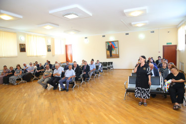 21 avqust 2025-ci il tarixində Binəqədi Rayon İcra Hakimiyyətinin başçısı Elxan Allahverdiyevin 9-cu mikrorayon sakinləri ilə səyyar qəbulu keçirildi