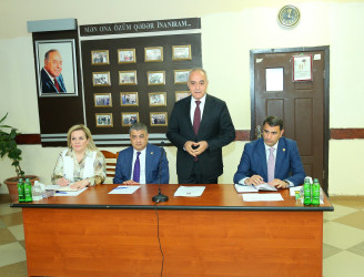 19 iyun 2025-ci il tarixində Binəqədi Rayon İcra Hakimiyyətinin başçısı Elxan Allahverdiyevin Xocəsən qəsəbəsinin sakinləri ilə səyyar qəbulu keçirildi