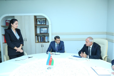 19 avqust 2026-cı il tarixində Binəqədi Rayon İcra Hakimiyyətinin inzibati binasında növbəti dəfə vətəndaşların fərdi qəbulu keçirildi