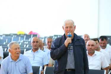 06 avqust 2026-cı il tarixində Binəqədi Rayon İcra Hakimiyyətinin başçısı Elxan Allahverdiyevin 28 May qəsəbə sakinləri ilə səyyar qəbulu keçirildi