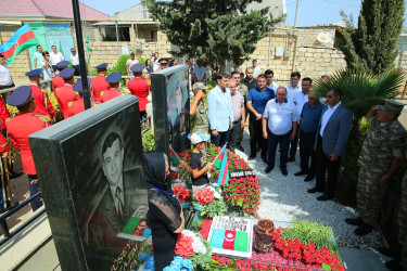 21 avqust 2022-ci il tarixində şəhidi Rövşən Kazım oğlu Hüseynovun doğum günü münasibəti ilə məzarı və ailəsini ziyarət edildi.