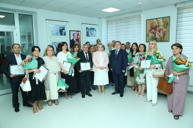 Ə.D.Məlikov adına Binəqədi Tibb Mərkəzində “17 İyun – Tibb İşçilərinin Peşə Bayramı Günü” münasibətilə tədbir keçirildi