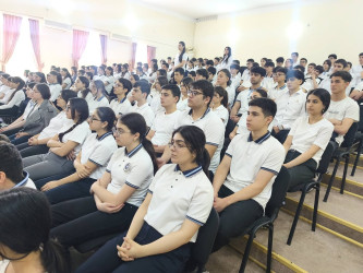 Binəqədi rayonu 276 №-li tam orta məktəbdə "Narkotiksiz gələcək naminə!” mövzusunda tədbir keçirildi.