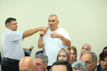 18 avqust 2026-cı il tarixində Binəqədi Rayon İcra Hakimiyyətinin başçısı Elxan Allahverdiyevin 7-ci mikrorayon sakinləri ilə səyyar qəbulu keçirildi