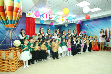 “Kids Era” körpələr evi-uşaq bağçasında 1 iyun - “Uşaqların Beynəlxalq Müdafiəsi Günü”nə həsr edilmiş “Uşaqlar bizim gələcəyimizdir!” adlı tədbir keçirildi