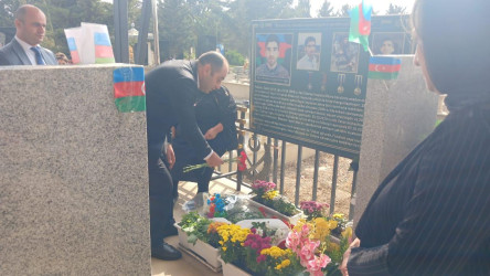 Şəhid Rəhimov Zamin Vahid oğlunun doğum günü ilə əlaqədar məzarı ziyarət olundu
